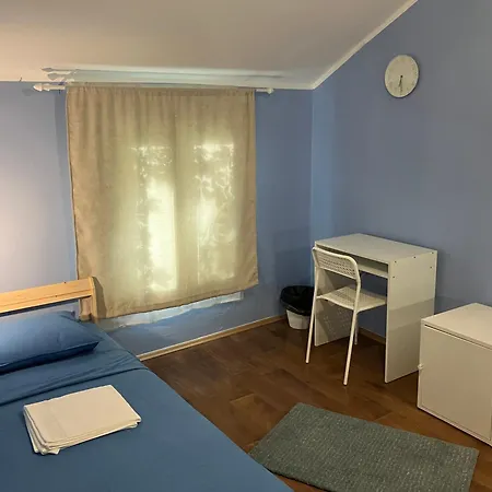Hidden Gem Hostel *